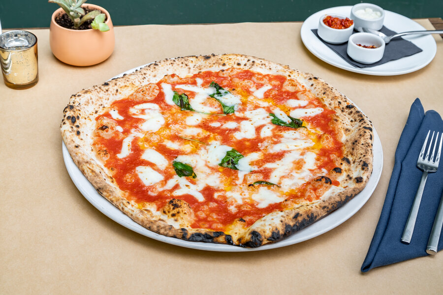 Iconic L Antica Pizzeria da Michele Is Opening Its First NYC