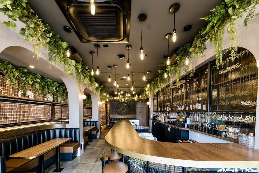 Q&A Restaurant and Oyster Bar Oceanside, CA Thrillist