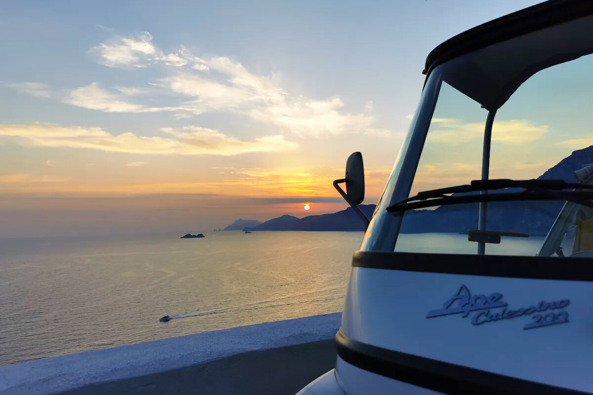 Sunset tour with Ape Calessino