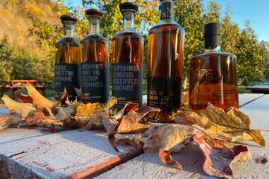 maple syrup bottles