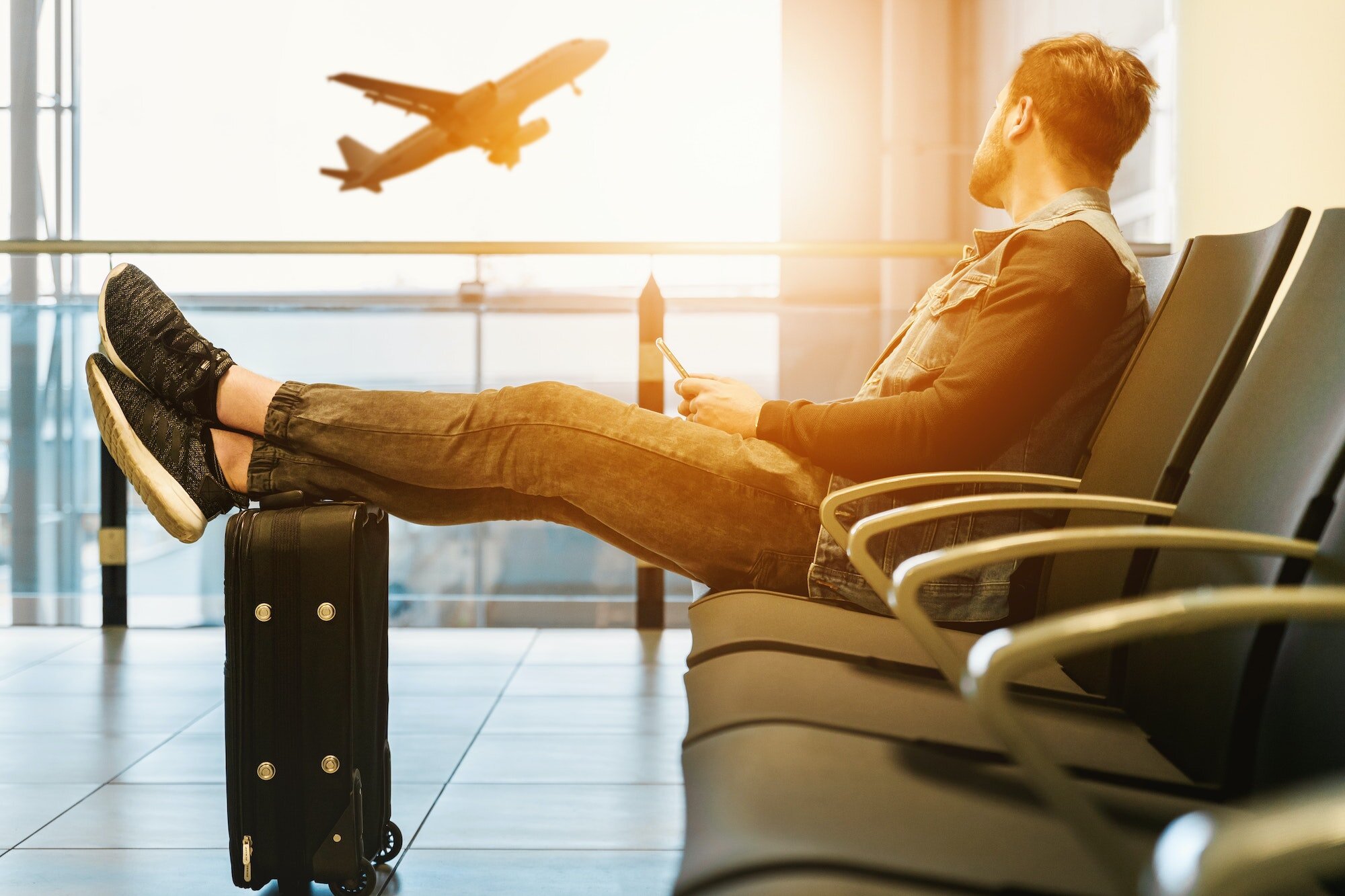 9 Items People Always Forget to Pack, According to Flight Attendants