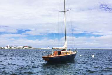 nantucket sailboat airbnb