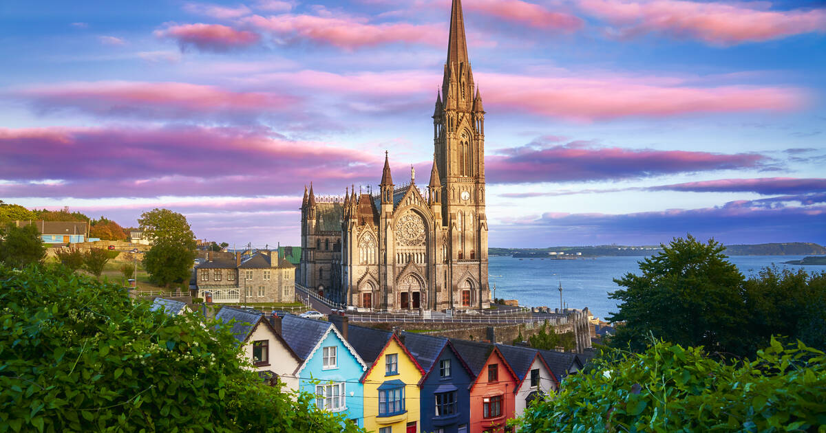 Best Things to Do in County Cork, Ireland: History, Arts, Pubs, and More -  Thrillist
