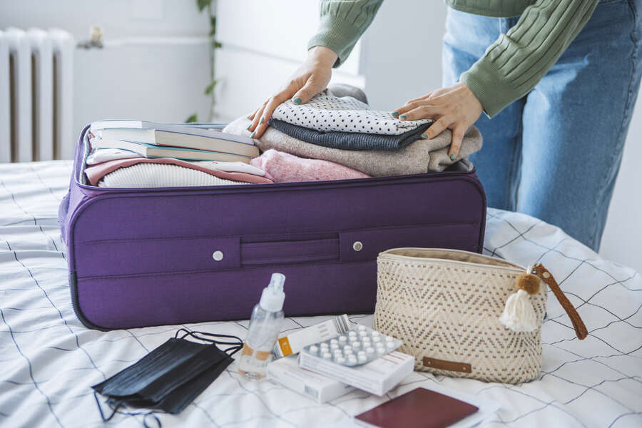 Best Travel Essentials to Take on Vacation to Stay Healthy
