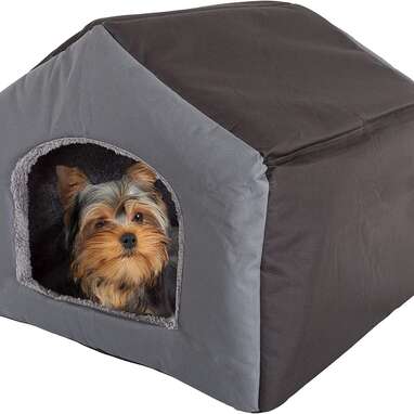 Petmaker Covered Dog Bed with House Shape and Removable Sherpa Lined Pad