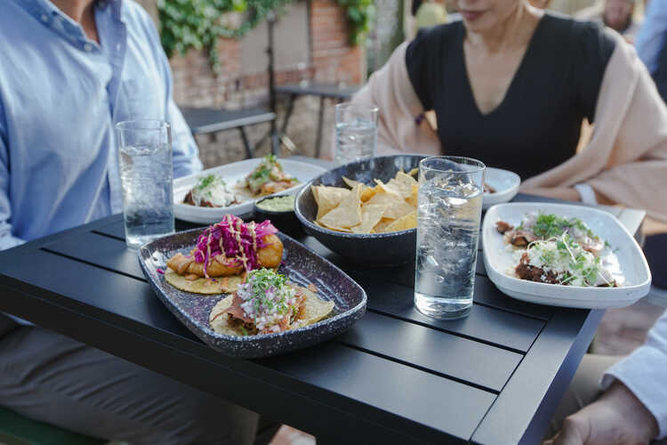 Estella Tacos Y Mezcal