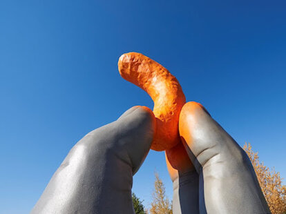 Cheeto Dust Hand Statue Was Just Unveiled in Alberta, Canada - Thrillist