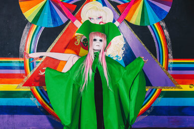 Untitled Queen at 3 Dollar Bill