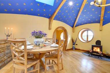 england hobbit home airbnb