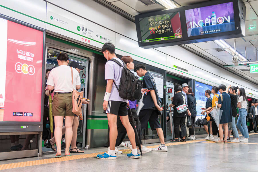 Une vidéo virale compare le métro de New York à Séoul, en Corée du Sud