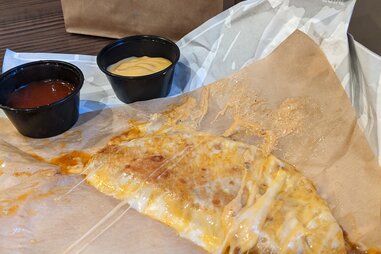 Grilled Cheese Dipping Taco taste test