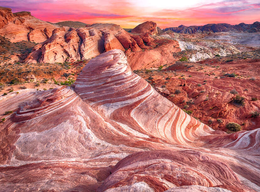 Best Places to Visit in Nevada: Scenic & Beautiful Day Trip Ideas -  Thrillist