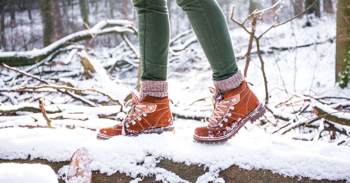 Comfortable women's winter shop boots for walking