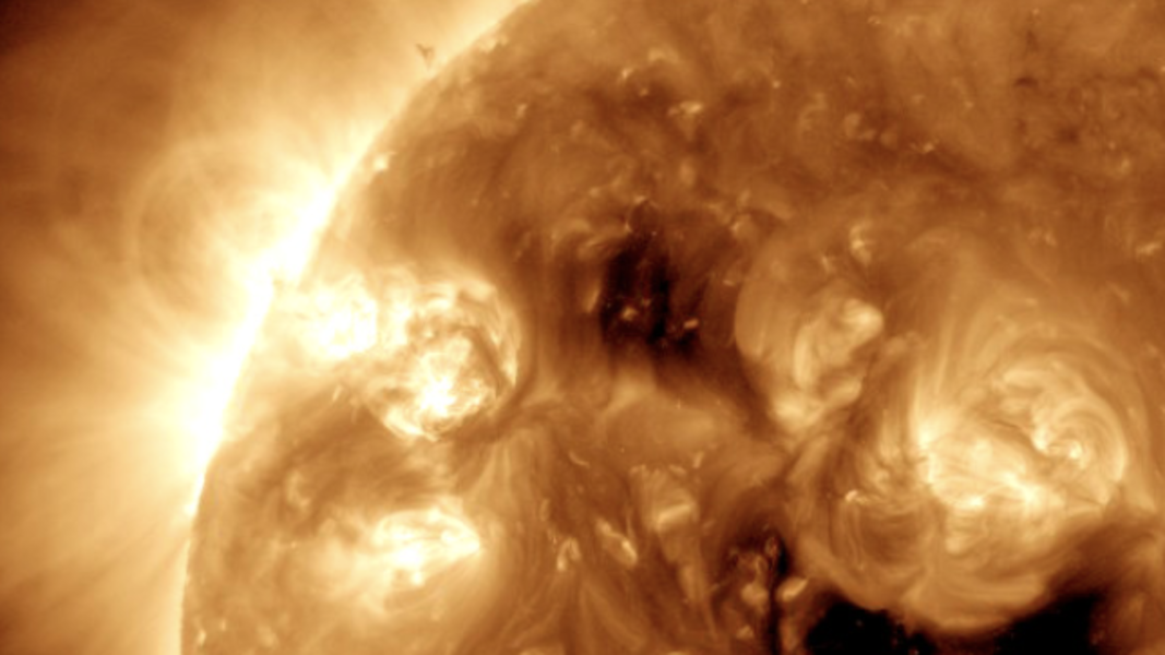 La NASA partage une image où le soleil ressemble à son sourire