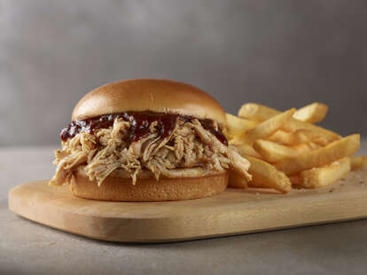 Veterans day discounts november 10 Veterans day discounts november 10