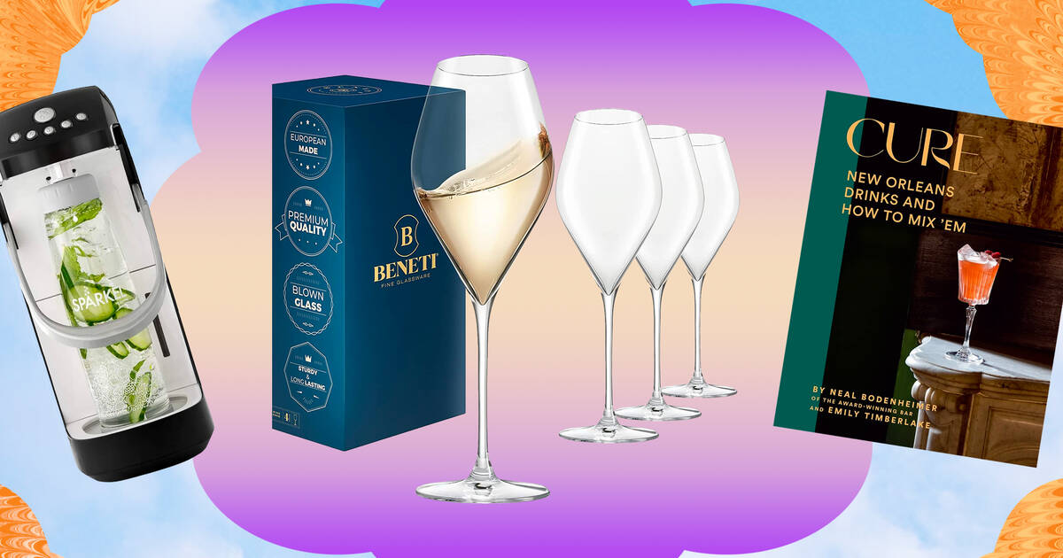 Best gifts for cocktail hot sale lovers