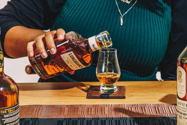 longbranch bourbon pour