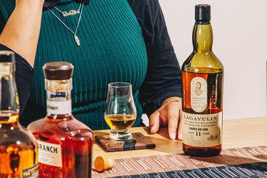 lagavulin charred oak cask bottle