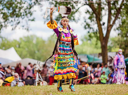 Foreign Language Day at EOU brings together high students for song, dance  and study abroad