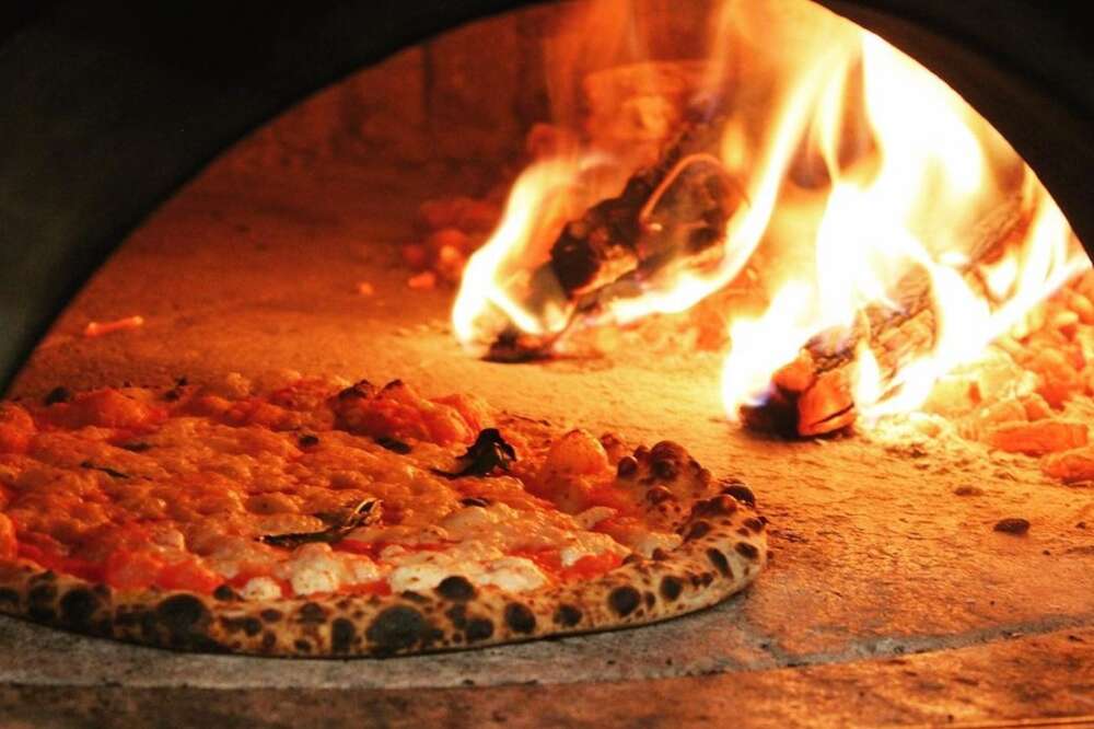 Sicilian Oven….Wood Fired and Good To Go! - Dan i Cook, i Eat, i Drink