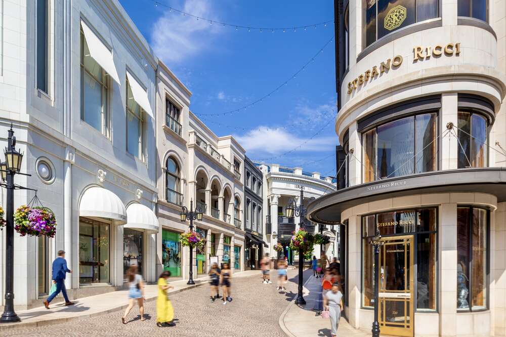 Rodeo Drive - Beverly Hills, Shopping, Dining & Travel Guide