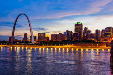 downtown st. louis arch