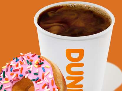 how to get a free birthday drink at dunkin