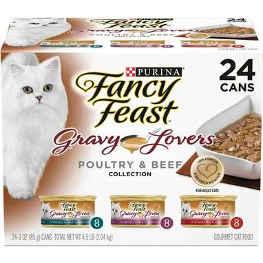 This variety pack of wet cat food: Fancy Feast Gravy Lovers Poultry & Beef