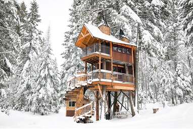 Meadowlark Treehouse at Montana Treehouse Retreat 