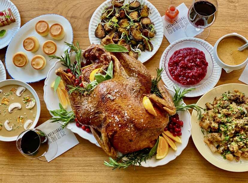 45 Best Thanksgiving Activities and Things to Do on Thanksgiving