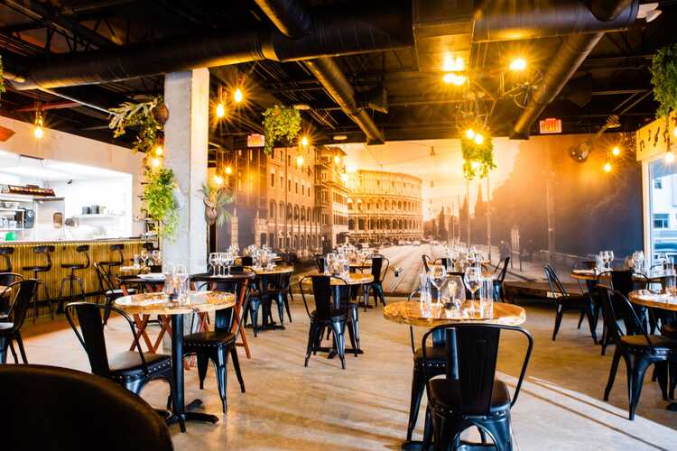 La Romanita Restaurant and Lounge