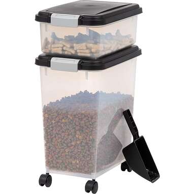 A storage container that keeps dry food fresh: IRIS USA 3-Piece WeatherPro Storage Container Combo