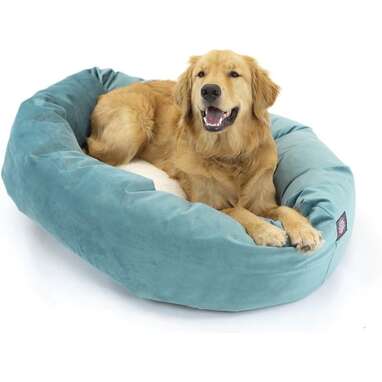 Cyber monday deals on dog clearance beds