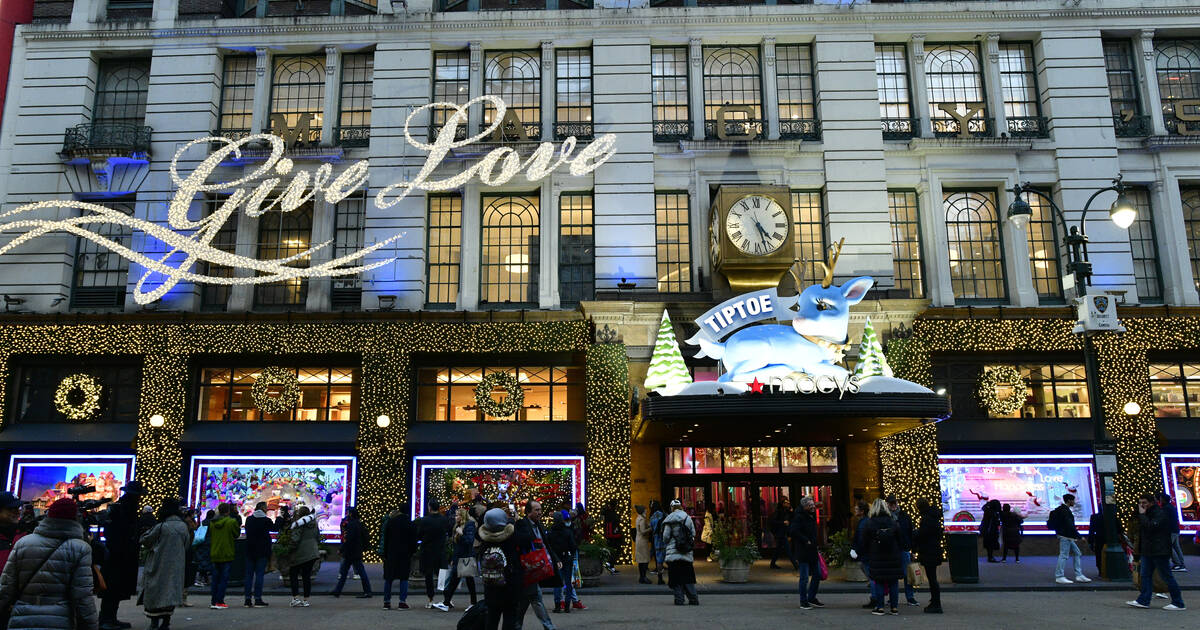 Big Piano inside Macy's Herald Square in New York, The 'Big…