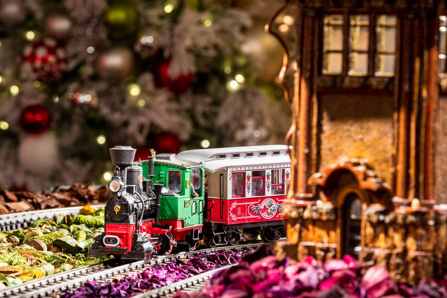 How to Catch This Year's Holiday Train Show at the New York Botanical Garden