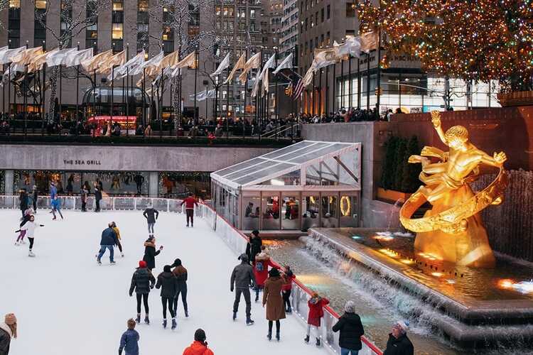 Best Outdoor Ice Skating Rinks In Los Angeles - Secret Los Angeles