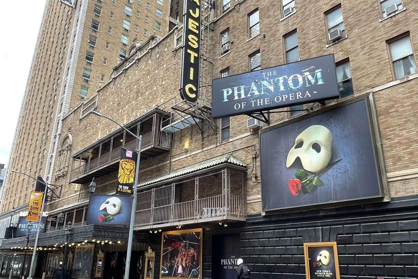 'Phantom of the Opera' Postpones Broadway Closing Due to Historic ...