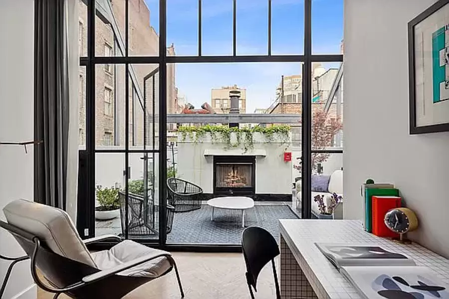 Look Inside Taylor Swift's Cornelia Street Townhouse Available for Rent ...