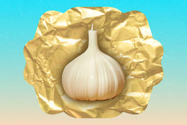 garlic bulb-shaped candle