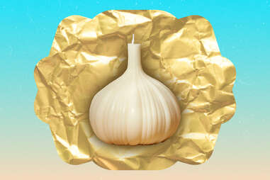 garlic bulb-shaped candle 