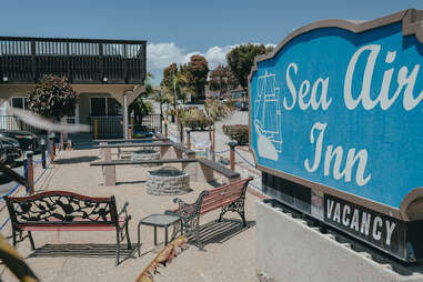 The Sea Air Inn & Suites