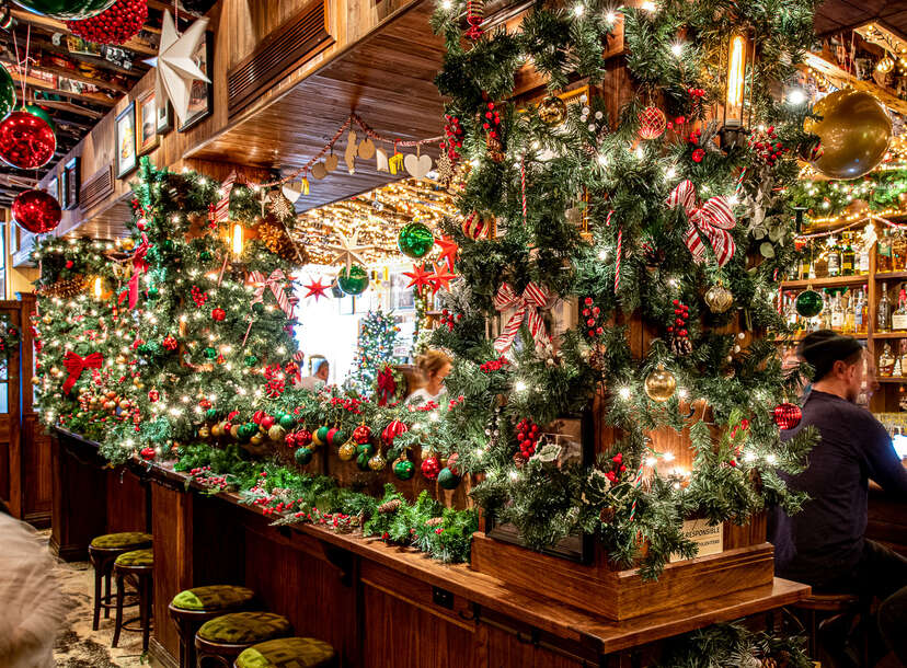Christmas Pop-Up Bars in NYC for the 2022 Holiday Season - Thrillist