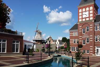 downtown pella iowa