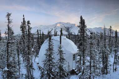 igloo in arctic alaska