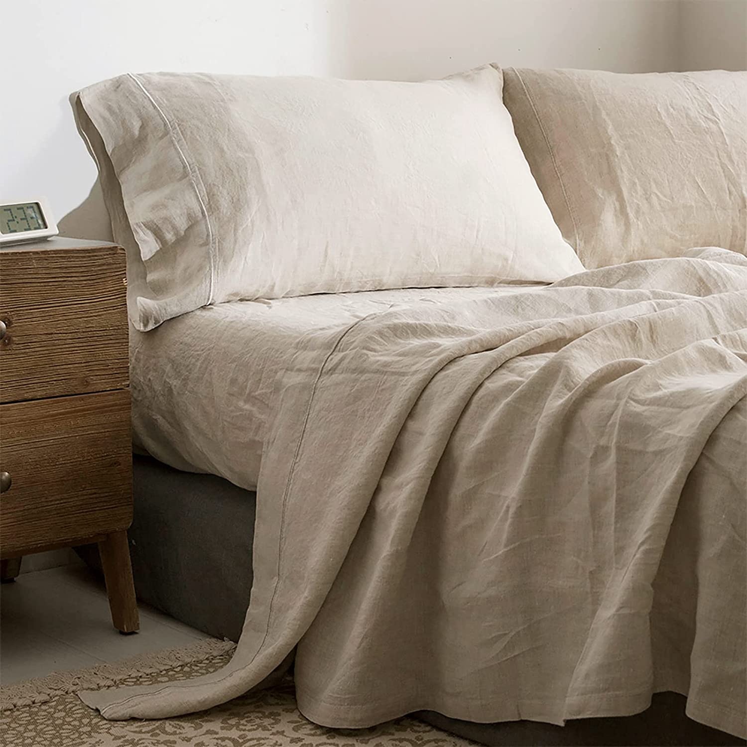 Where to Buy Pet Hair Resistant Bed Linens: Slow Days