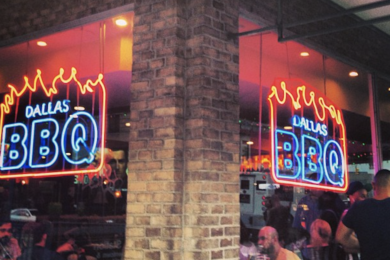 Dallas BBQ Rego Park