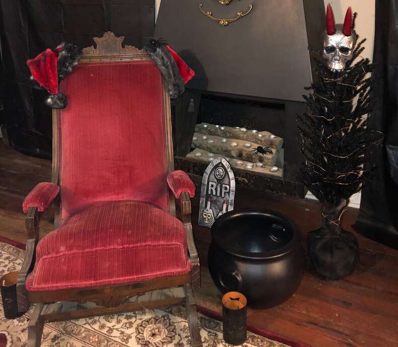 Weird Christmas Events In The US To Visit This Winter CBD Telegraph weird-christmas-events-in-the-us-to-visit-this-winter-cbd-telegraph