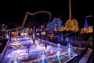 Carowinds
