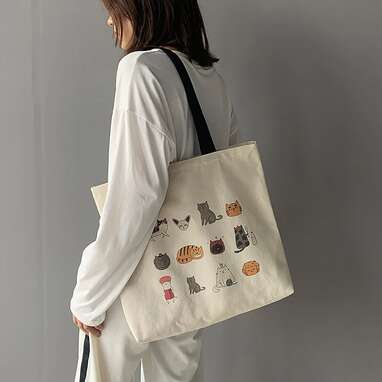 Perfect for when you’re on the go: econara Large Canvas Bag