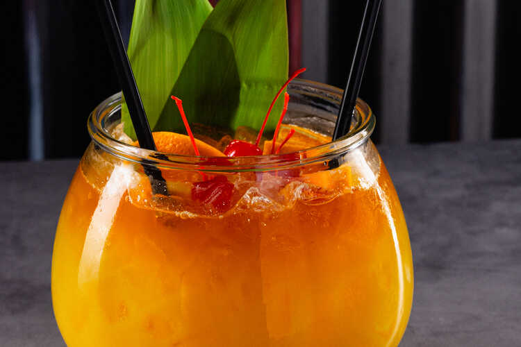 Where to Get Large-Format Cocktails in Vegas: Punch and Scorpion Bowls -  Thrillist